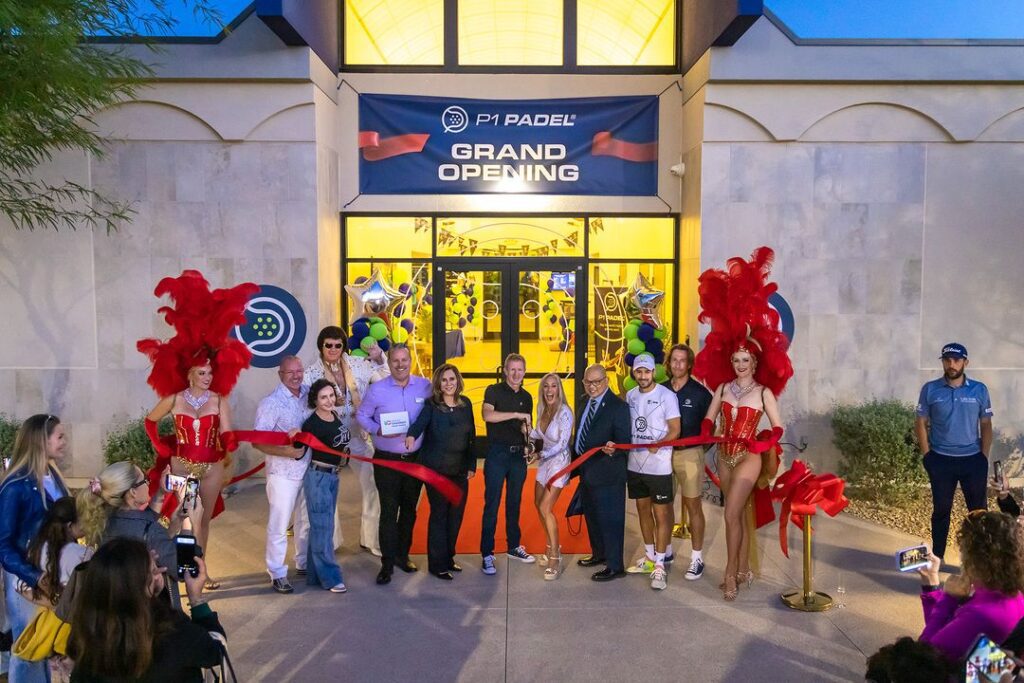 Las Vegas P1 Padel with a Smash! The Padel Weekly For the